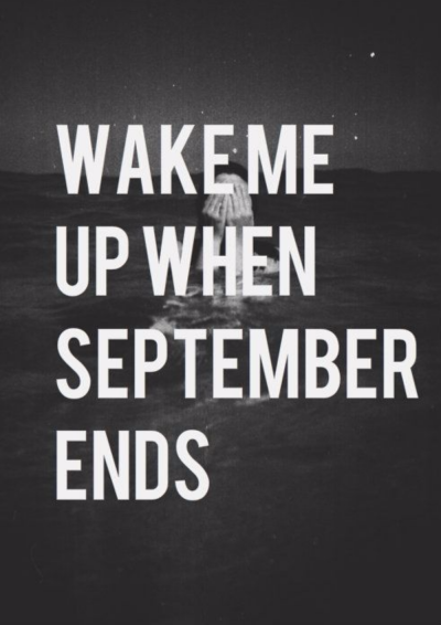九月结束时，叫醒我。