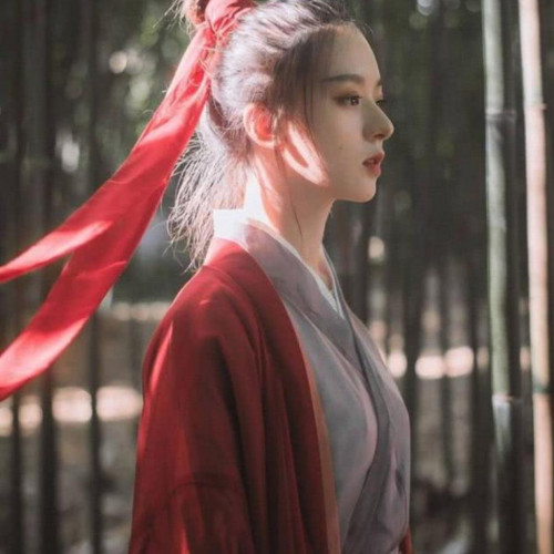 聆弋柒